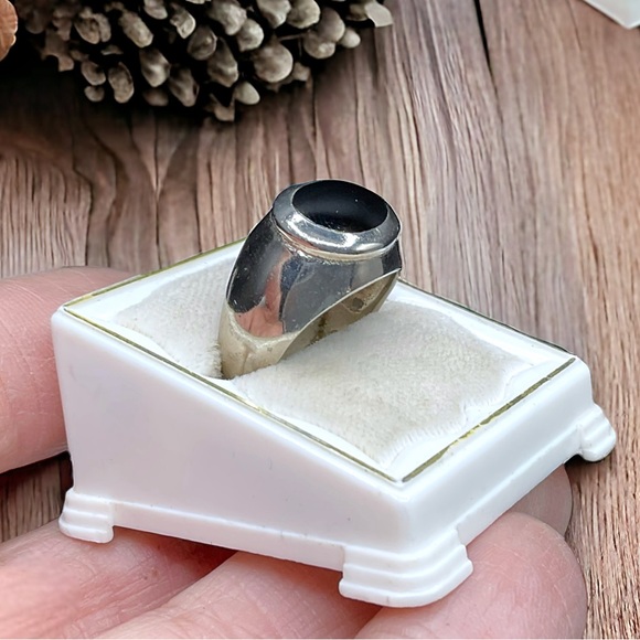 🌺Vintage Sterling & Onyx Ring - Picture 6 of 11